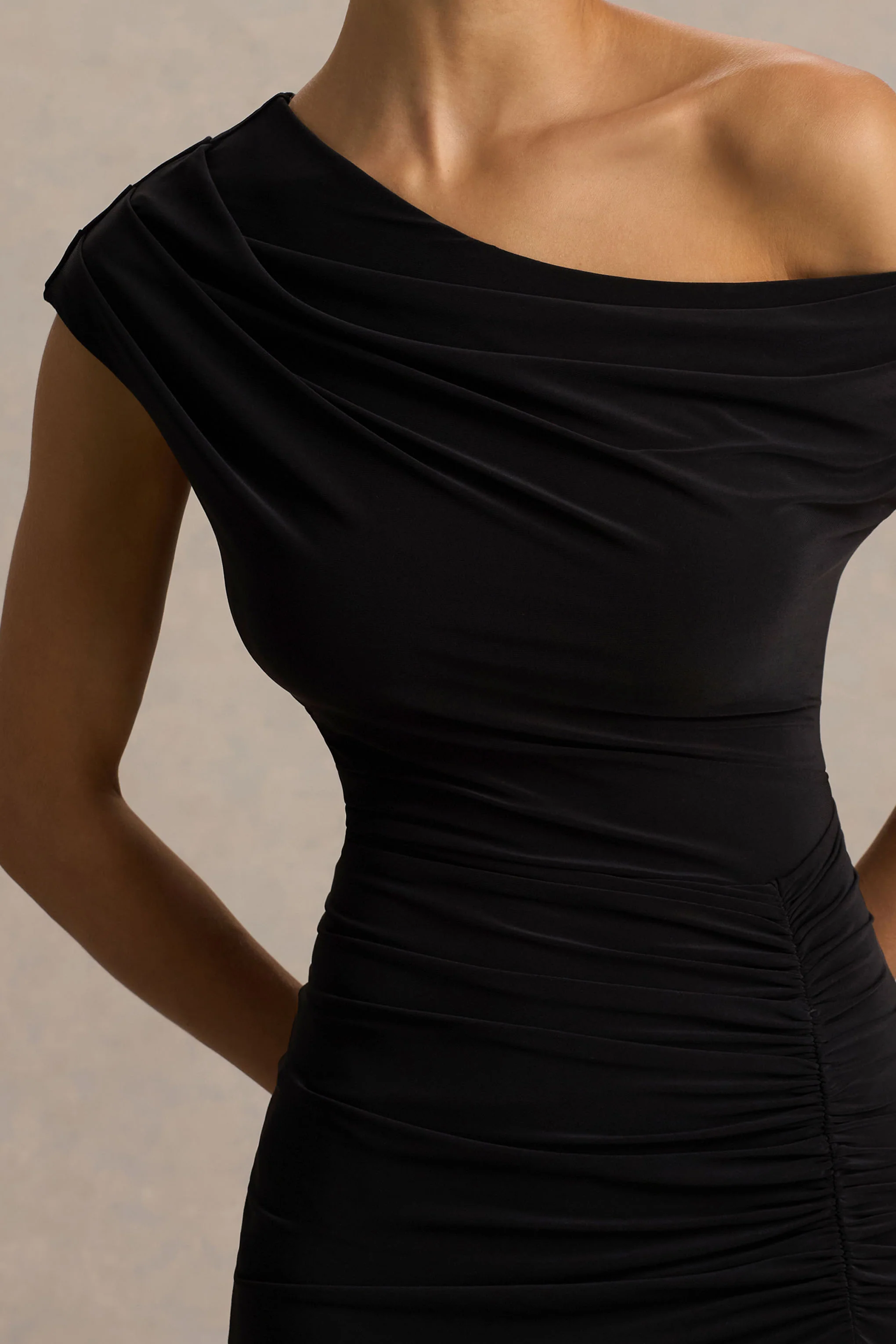 Kady | Black Asymmetric-Neck Maxi Dress With Ruched Detailing and Front-High Split - Image 3